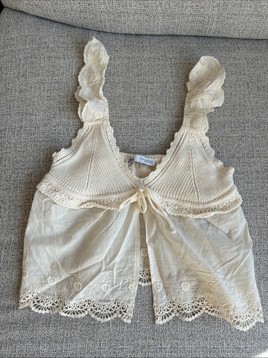 Zara Tops - Zara Lace and Knit Top